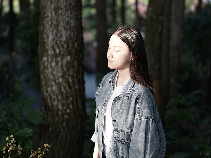 Amanda Fedora Dedikasikan Lagu Barunya untuk Pasien Alzheimer