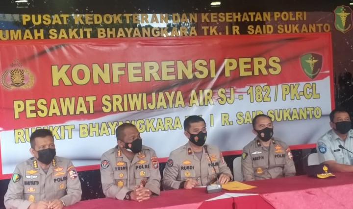 Polri Libatkan Dukcapil Identifikasi Korban Kecelakaan Sriwijaya Air SJ-182