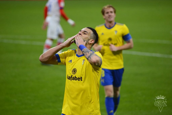 Cadiz vs Alaves: Tuan Rumah Atasi 10 Pemain Tim Tamu