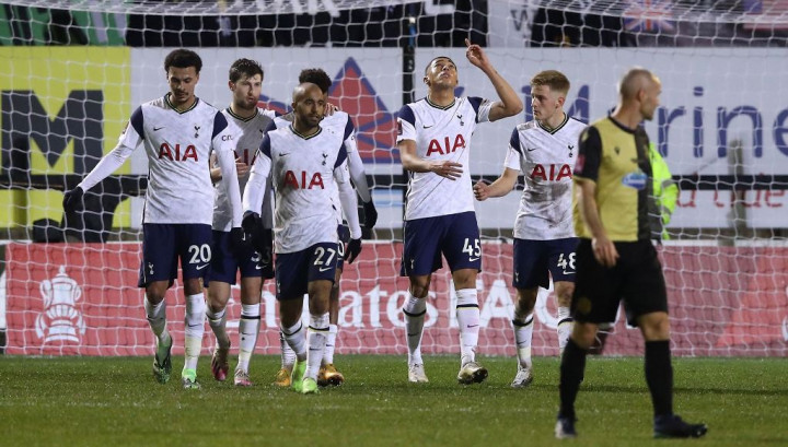 Marine FC vs Tottenham Hotspur: Spurs Berpesta