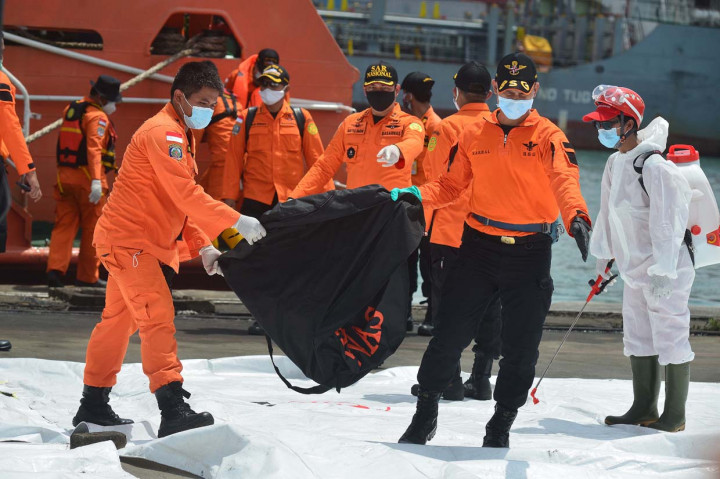 Tim DVI Sudah Terima 19 Kantong Jenazah Korban Sriwijaya Air