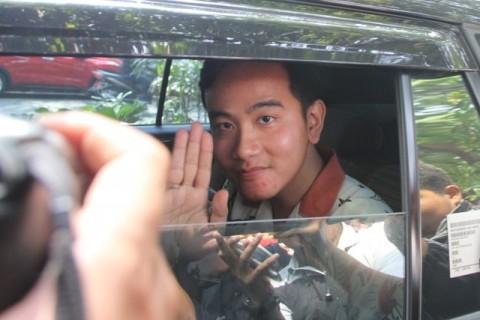 Jelang Pelantikan, Gibran Mulai Temui OPD