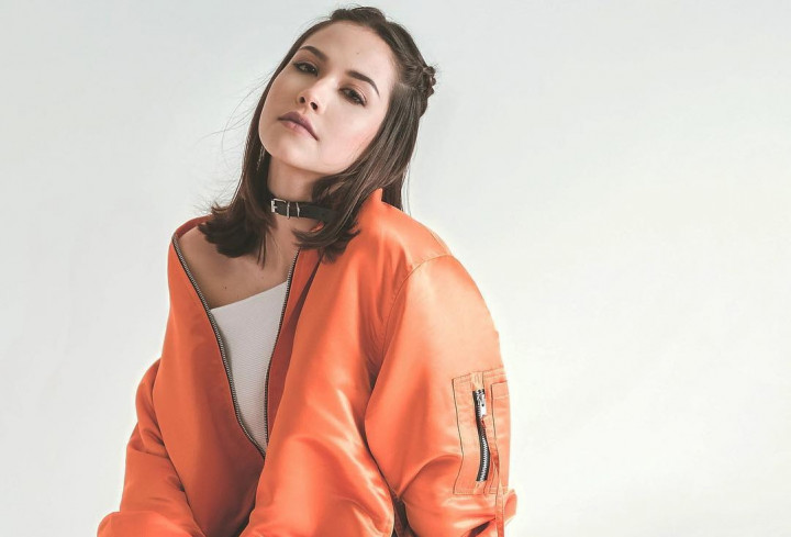 Jadi Guru di Film Teachers, Estelle Linden Kesulitan Melucu