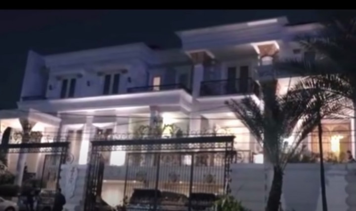 Deretan Rumah Paling Mewah dan Mahal di Indonesia, Punya Siapa Saja Ya?