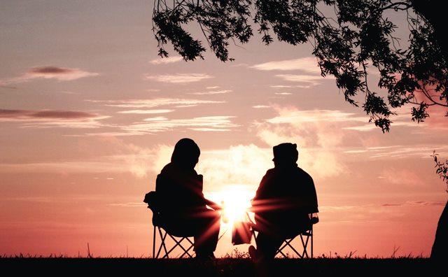 Ini yang Bisa Kamu Lakukan pada Keluarga Korban yang Sedang Alami Musibah