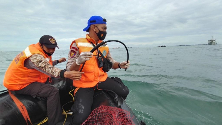 Cuaca Kembali Hambat Pencarian Sriwijaya Air SJ-182