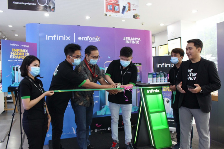 Infinix Resmi Pasarkan Smartphone di Erafone