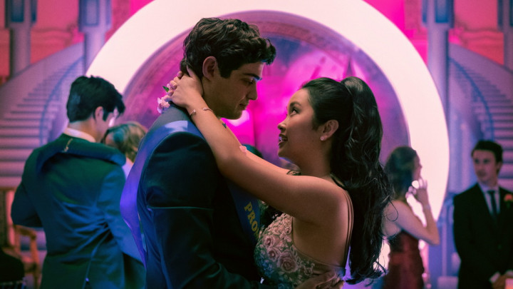 Kisah Cinta Lana Condor dan Noah Centineo di Film Terbaru