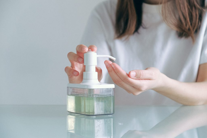 Kegunaan Lain Hand Sanitizer selain Membersihkan Tangan