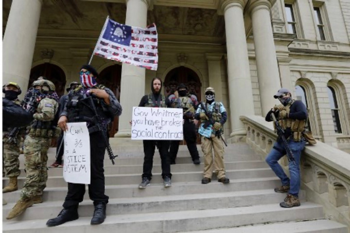 Negara Bagian AS Bersiap Hadapi Protes Kekerasan, Demo Kecil Terlihat