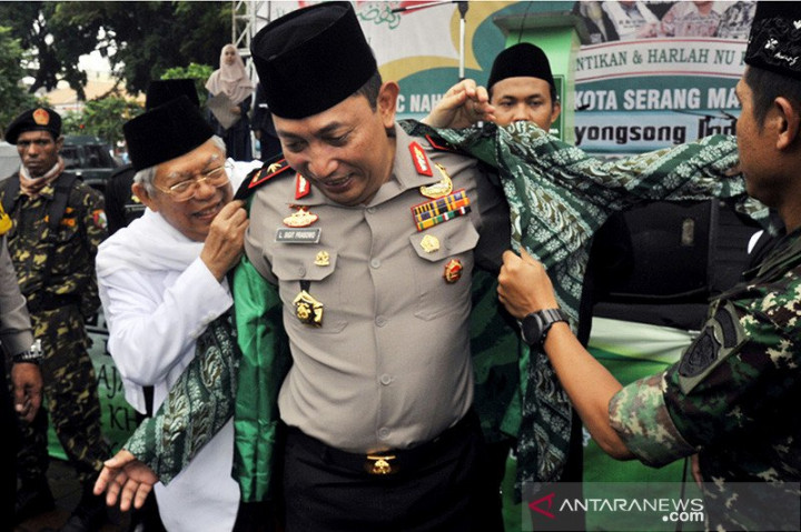 Komjen Listyo Bantu Masyarakat Kesepuhan Banten Dapatkan 5 SK Hutan Adat