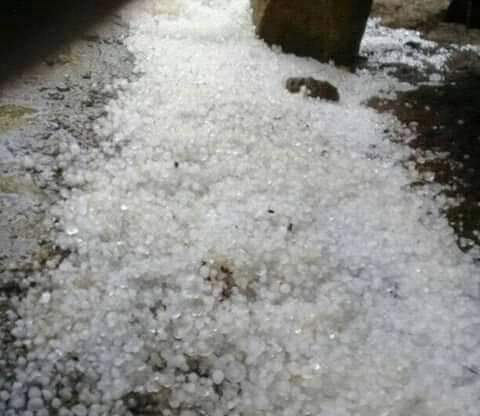 Pasirkuda Cianjur Dilanda Hujan Es