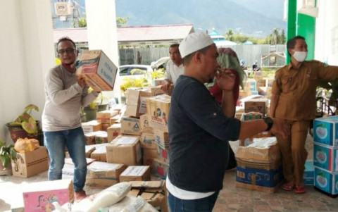 Sejumlah Sekolah Di Palu Salurkan Bantuan Untuk Korban Gempa Sulbar