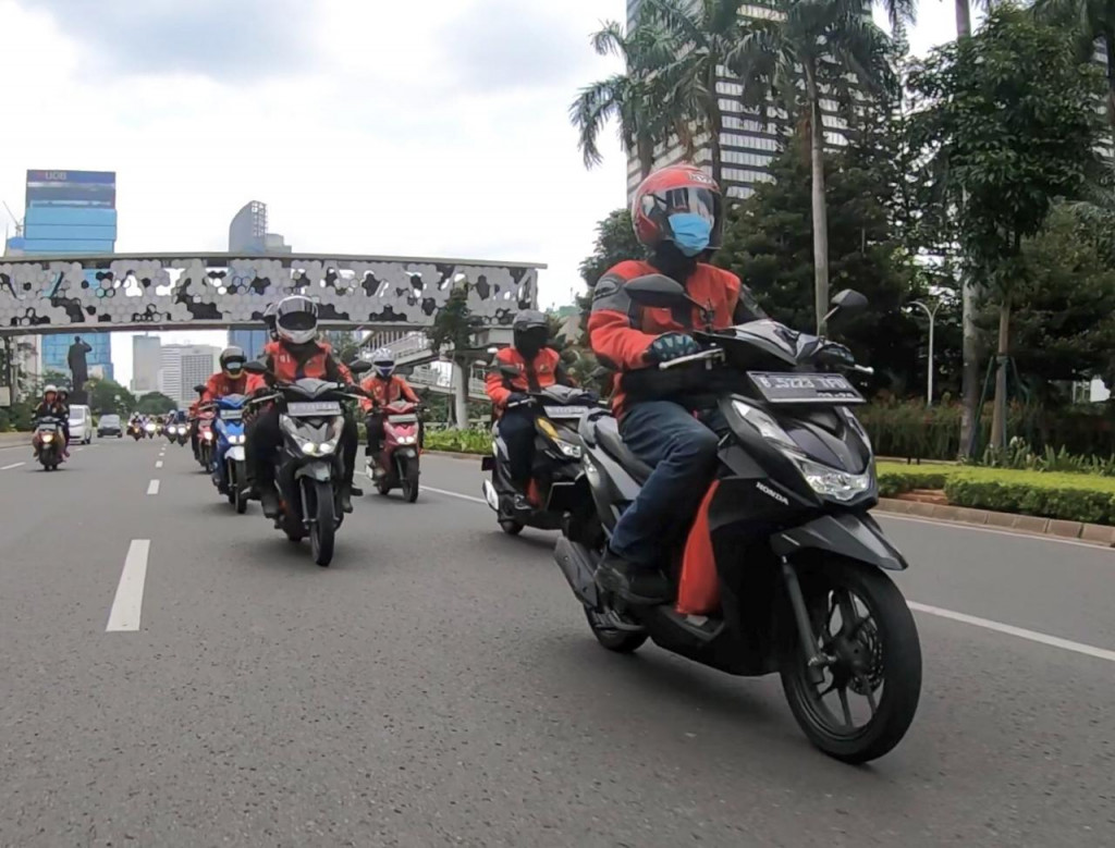 Touring komunitas Honda BeAT. Honda
