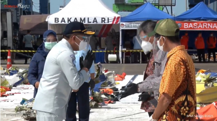Keluarga 36 Korban Kecelakaan Sriwijaya Air Terima Santunan