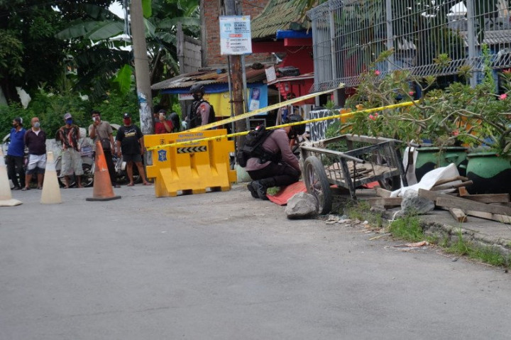 Granat dan Peluru Ditemukan di Kali Pakis Surabaya