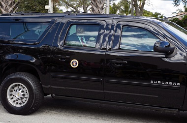 Hindari Pelantikan Biden, Trump Tiba di Resor Mar-a-Lago Florida