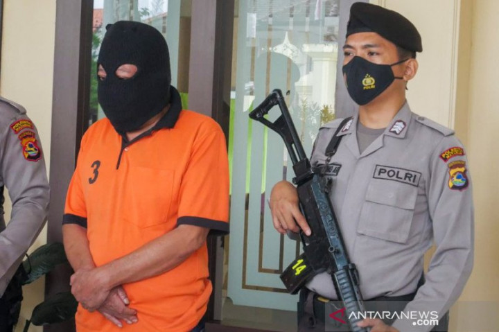 Eks Anggota Dewan NTB Pelaku Cabul Menyangkal