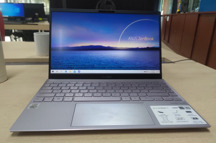 Asus ZenBook 13 UX325, Minimalis Menarik