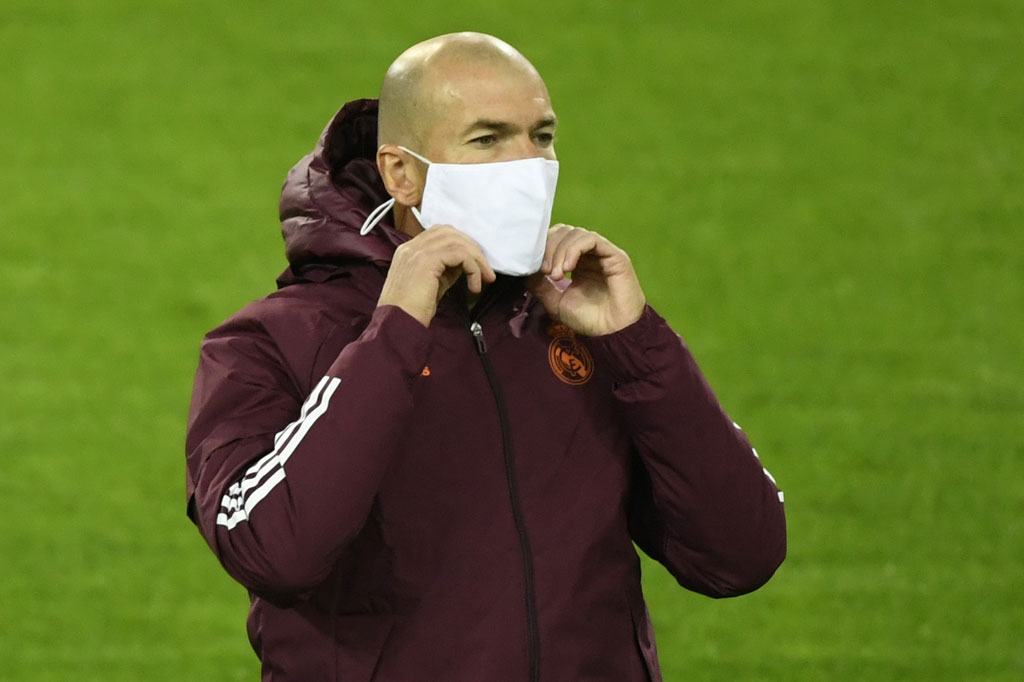 Pelatih Madrid Zidane Positif Covid-19