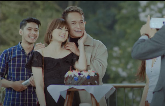 Chika Jessica Kaget Diberi Cincin Usai Bintangi Video Klip 'Tinggalkan Rasa'