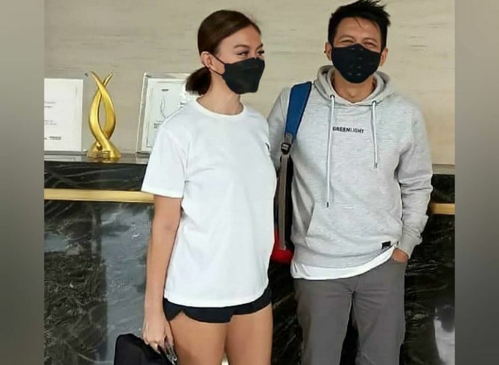 Ariel Noah Terciduk Gandeng Agnez Mo, Netizen: Cinta Ini Tak Ada Logika