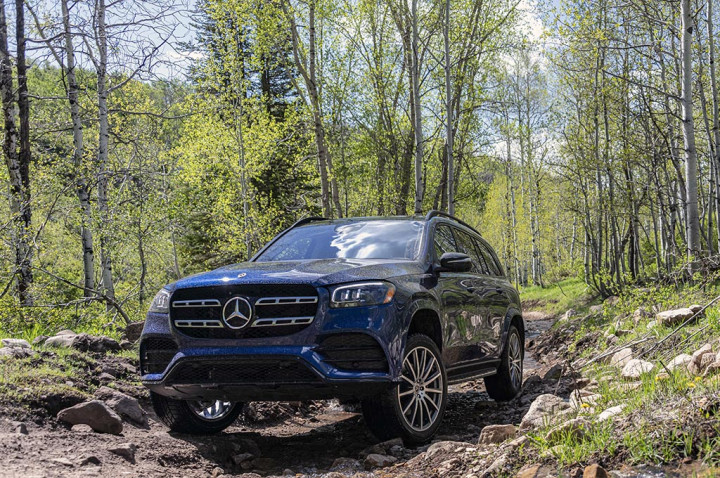 Selera Orang Kaya Mulai Berubah, Dulu Sedan Kini SUV