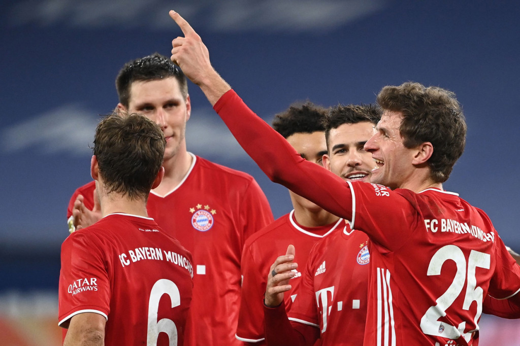 Shalke 04 Vs Bayern: Mueller Cetak Brace, Die Roten Menang 4-0