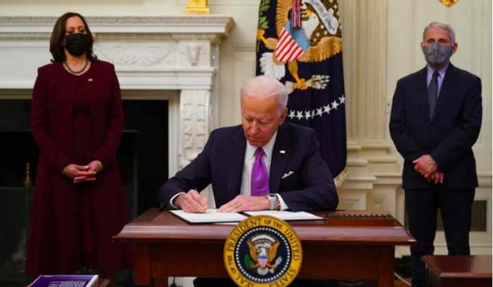 Biden akan Cabut Aturan Trump Melarang Transgender Gabung Militer