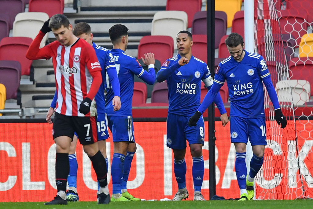 Tumbangkan Brentford, Leicester City Maju ke 16 Besar Piala FA