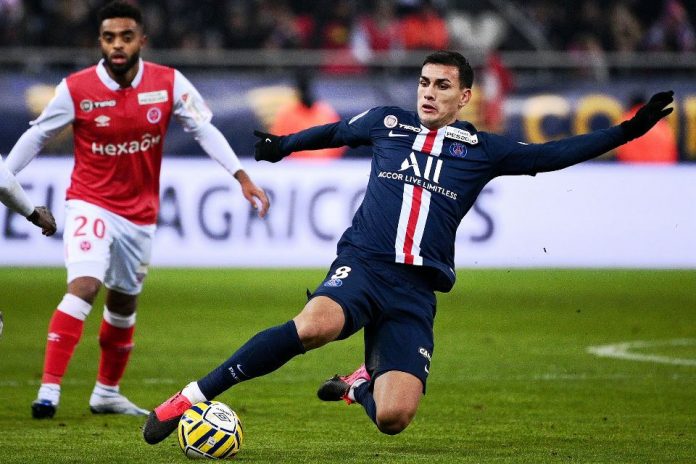 Paredes Ingin Main Bareng Messi di PSG