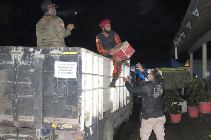 Semangat Insan Otomotif Berbagi di Tengah Bencana Alam