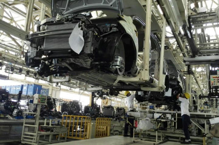 Jokowi Optimistis RI Disegani dalam Industri Mobil Listrik Dunia