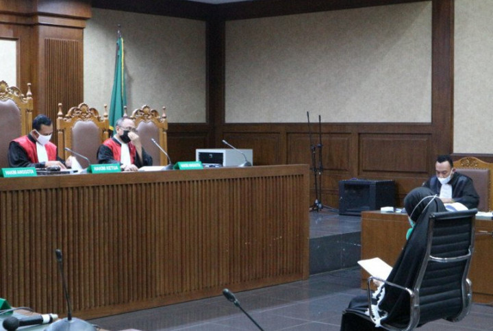 Hukuman Diputus Hakim Pekan Depan, Pinangki Menangis