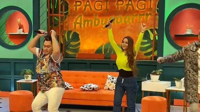 Acara 'Pagi Pagi Ambyar' Ditegur KPI karena Jogetan Dewi Perssik dan Nita Thalia