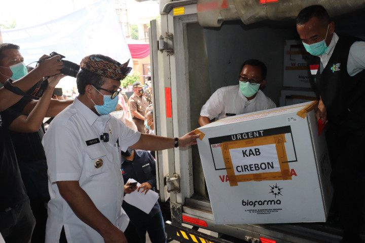 13.400 Vaksin 'Mendarat' di Kabupaten Cirebon