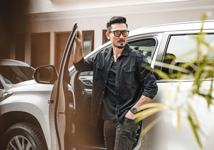 Denny Sumargo Ungkap Fakta Fotonya Ditemukan di Gunung Kerinci