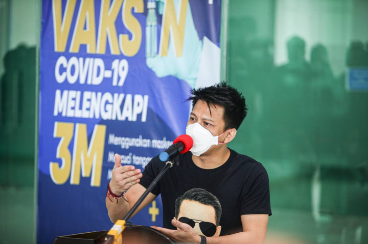 Ariel Noah Mengaku Sering Mengantuk Usai Vaksinasi Covid-19