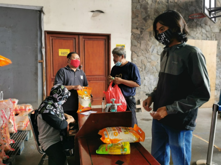 Media Group Permudah Akses Sembako bagi Karyawan