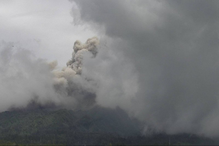 Material Gunung Merapi yang Terlontar Mengurangi Potensi Erupsi Besar