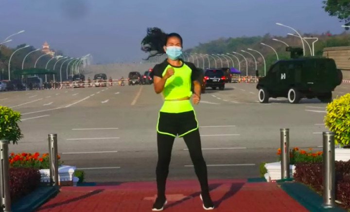 Viral Khing Hnin Wai Asyik Senam di Tengah Kudeta Myanmar