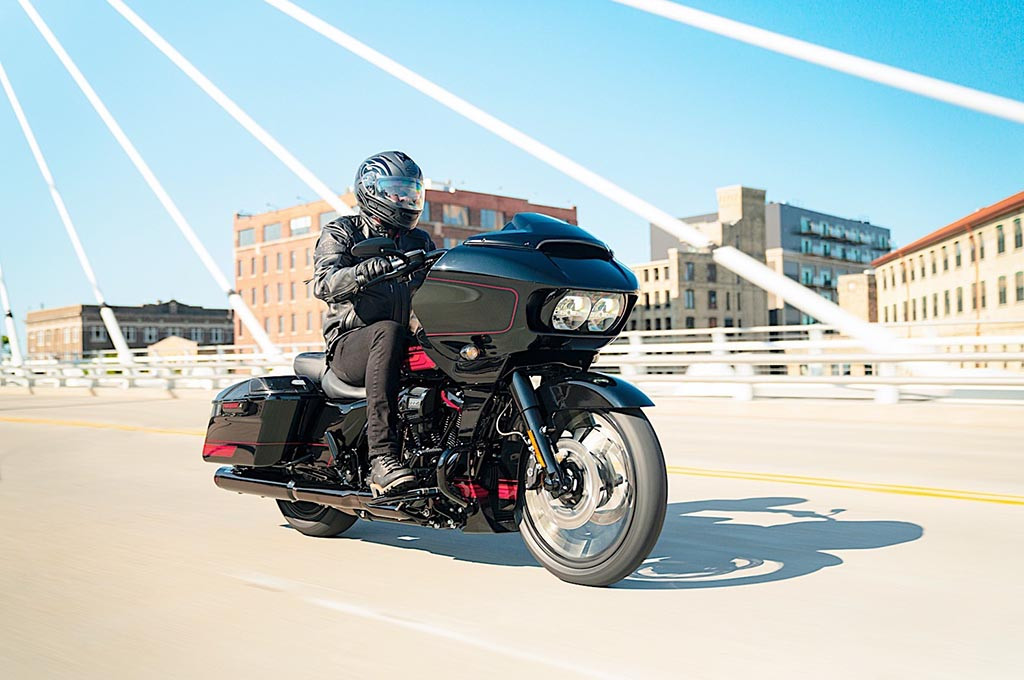 Harley-Davidson CVO model year 2021 sudah dibekali dengan audio Rockford Fosgate. Harley-Davidson