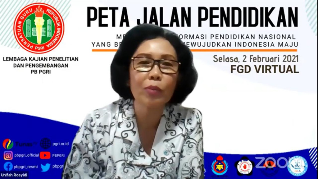 Ketua Umum PGRI Unifah Rosyidi. Zoom