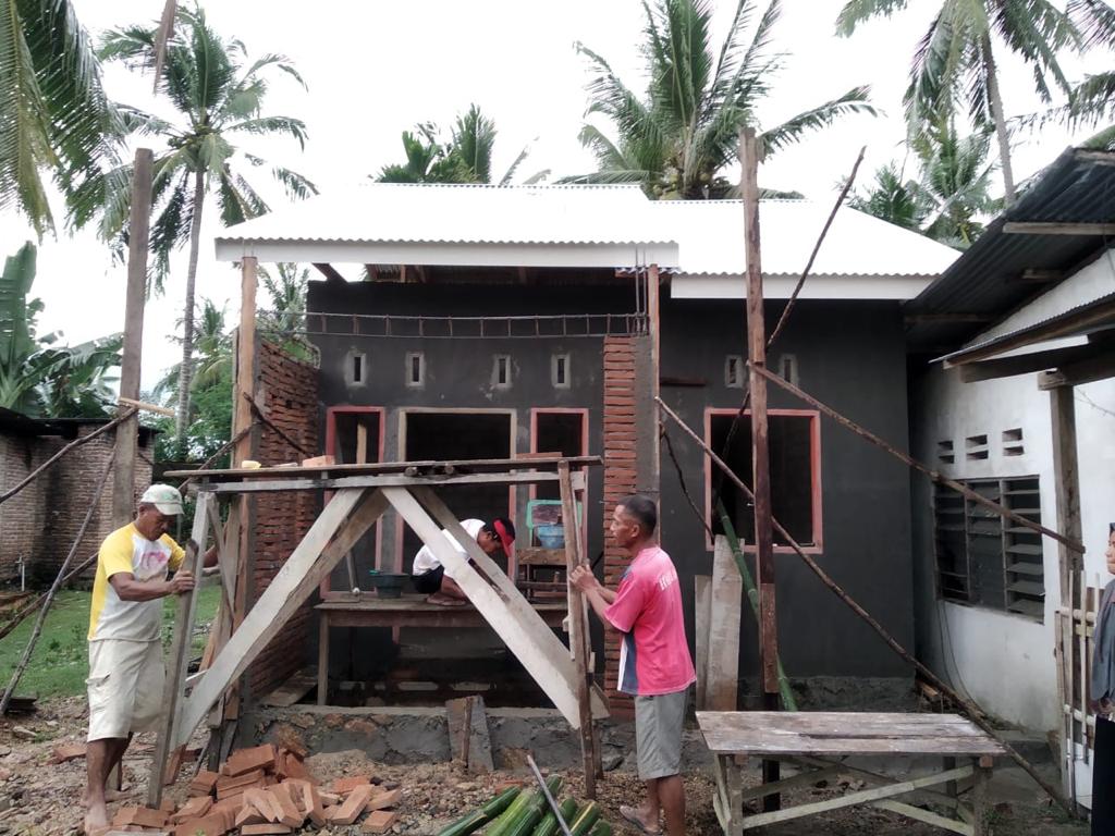 Perbaikan kualitas rumah di Gorontalo. Foto: Kementerian PUPR