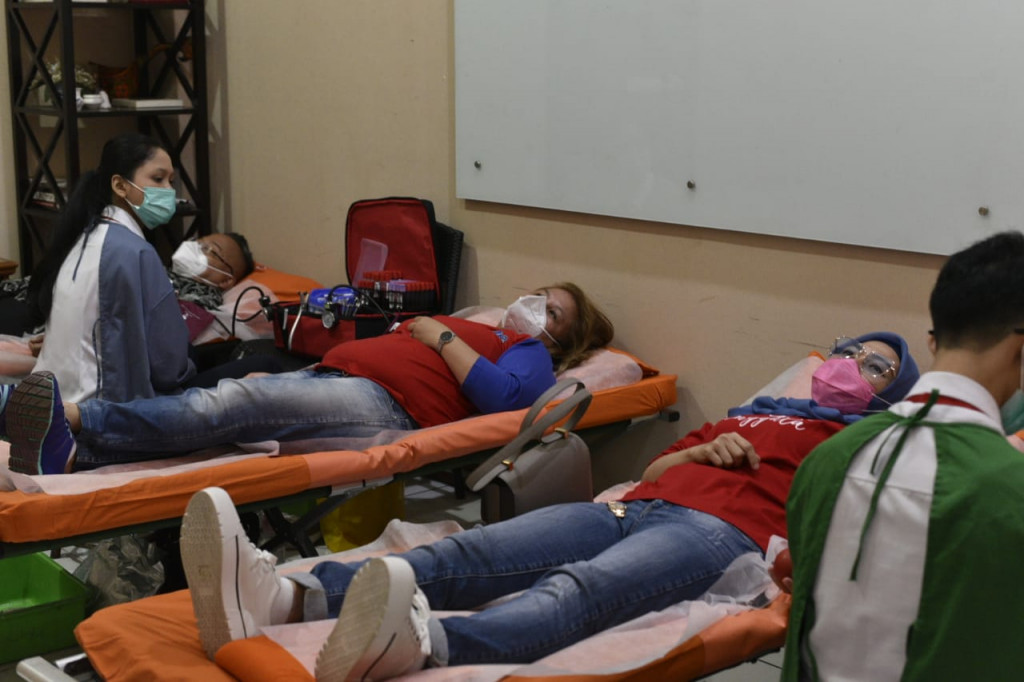Donor darah oleh organisasi Perempuan Jenggala/Istimewa.