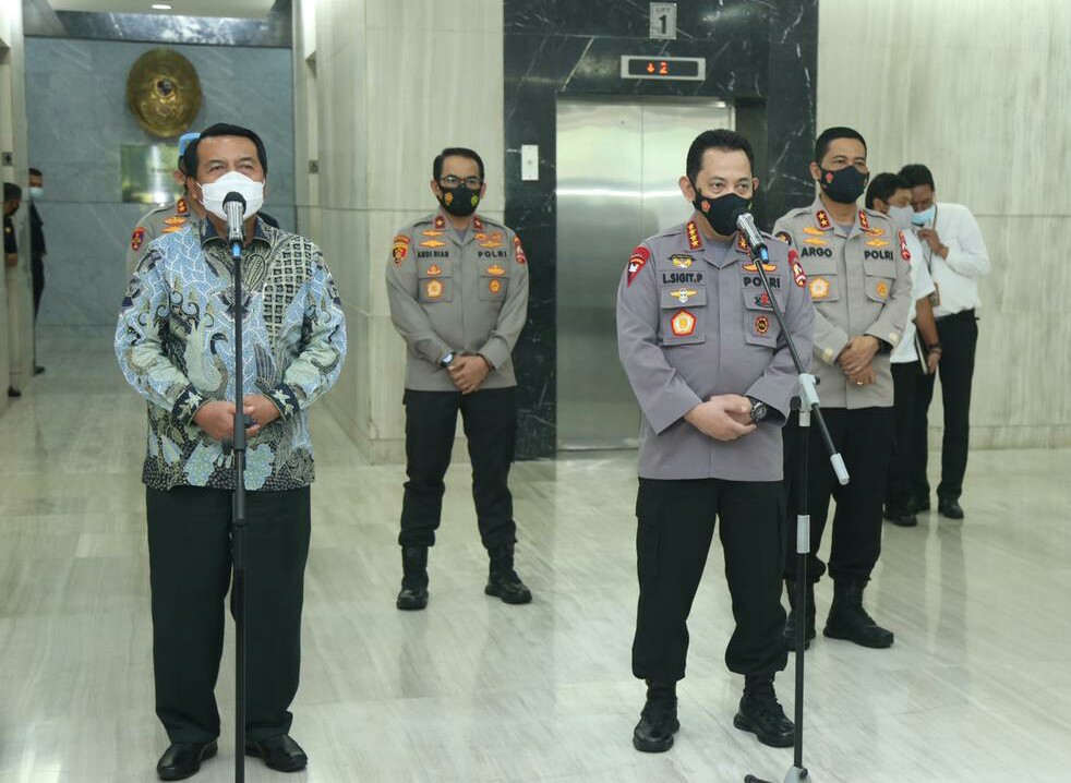 Kapolri Jenderal Listyo Sigit Prabowo bertandang ke Kantor Ketua Mahkamah Agung (MA) Muhammad Syarifuddin di Jalan Medan Merdeka Utara, Jakarta Pusat, Selasa, 2 Februari 2021. Foto: Istimewa