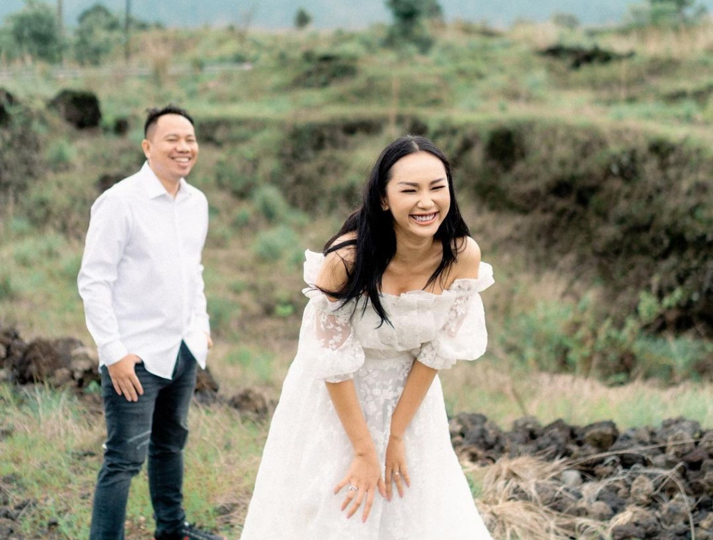 Vicky Prasetyo dan Kalina (Foto: instagram)