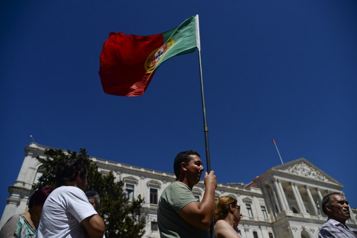 Ekonomi Portugal Susut 7,6% pada 2020