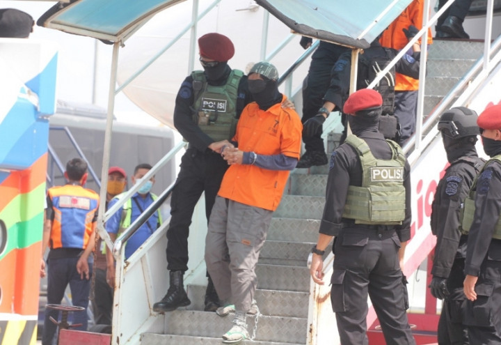 26 Teroris dari Gorontalo dan Makassar Berafiliasi ISIS Tiba di Bandara Soetta