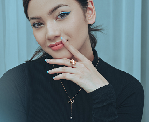 Perhiasan Koleksi Miss Mondial Ramaikan Perayaan Bulan Penuh Cinta